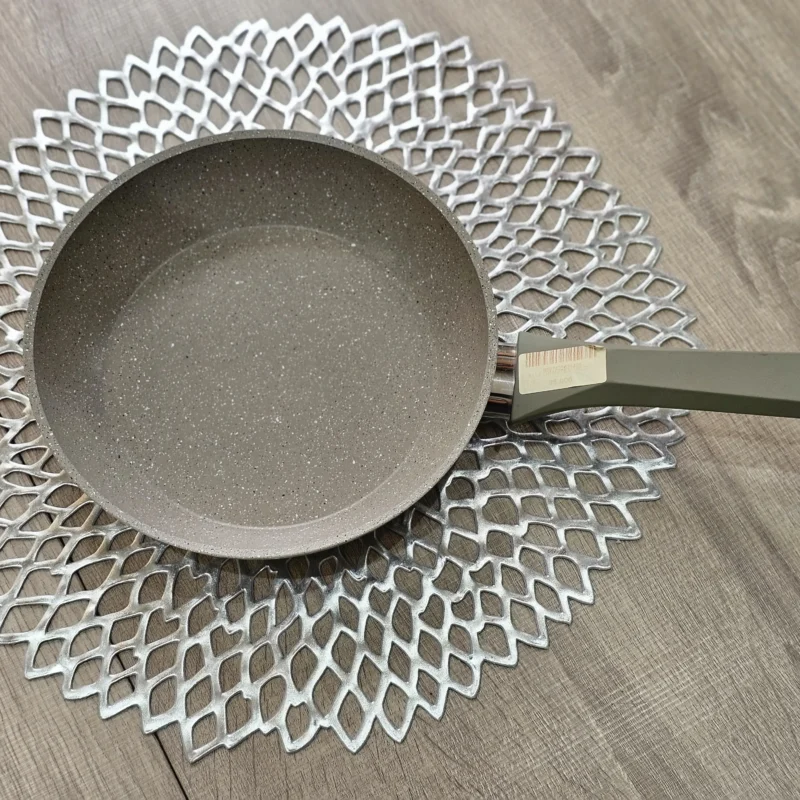 POELE MINERALIA TVS 24CM